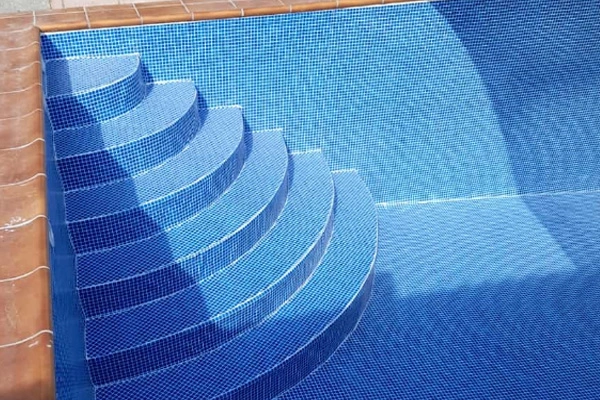La mejor solución para fugas en Piscinas
